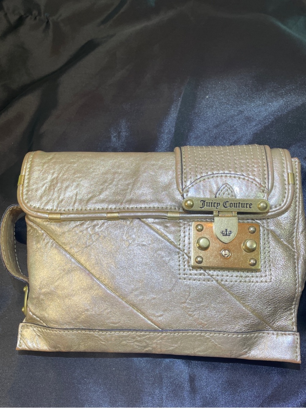 EUC juicy Couture Metallic gold Bronze Foldover Wristlet Clutch with padlock